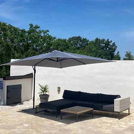 Villa Majda Cabrunici
