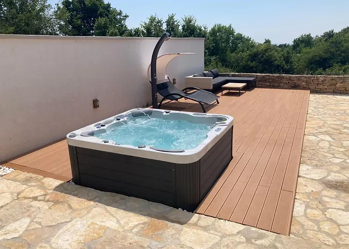 Majda Βίλα Cabrunici