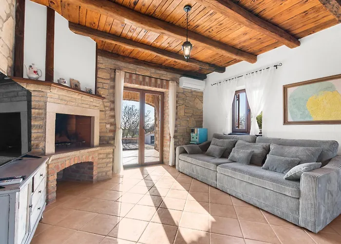 Majda Βίλα Cabrunici